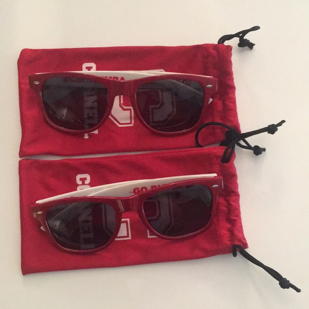 Cornell MBA Sunglasses with Pouch x 2